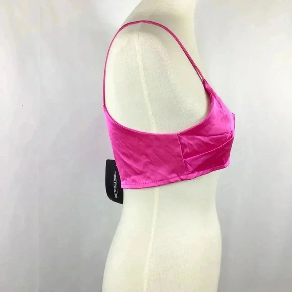 PrettyLittleThing Hot Pink Satin Bralet Crop Top 10 Spaghetti Straps Scoop Neck - Picture 6 of 7